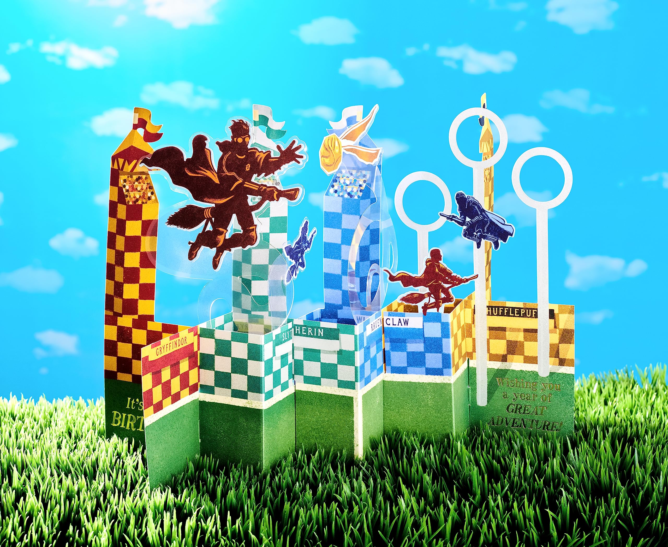 American Greetings Pop Up Harry Potter Birthday Card (Quidditch) - Image 2